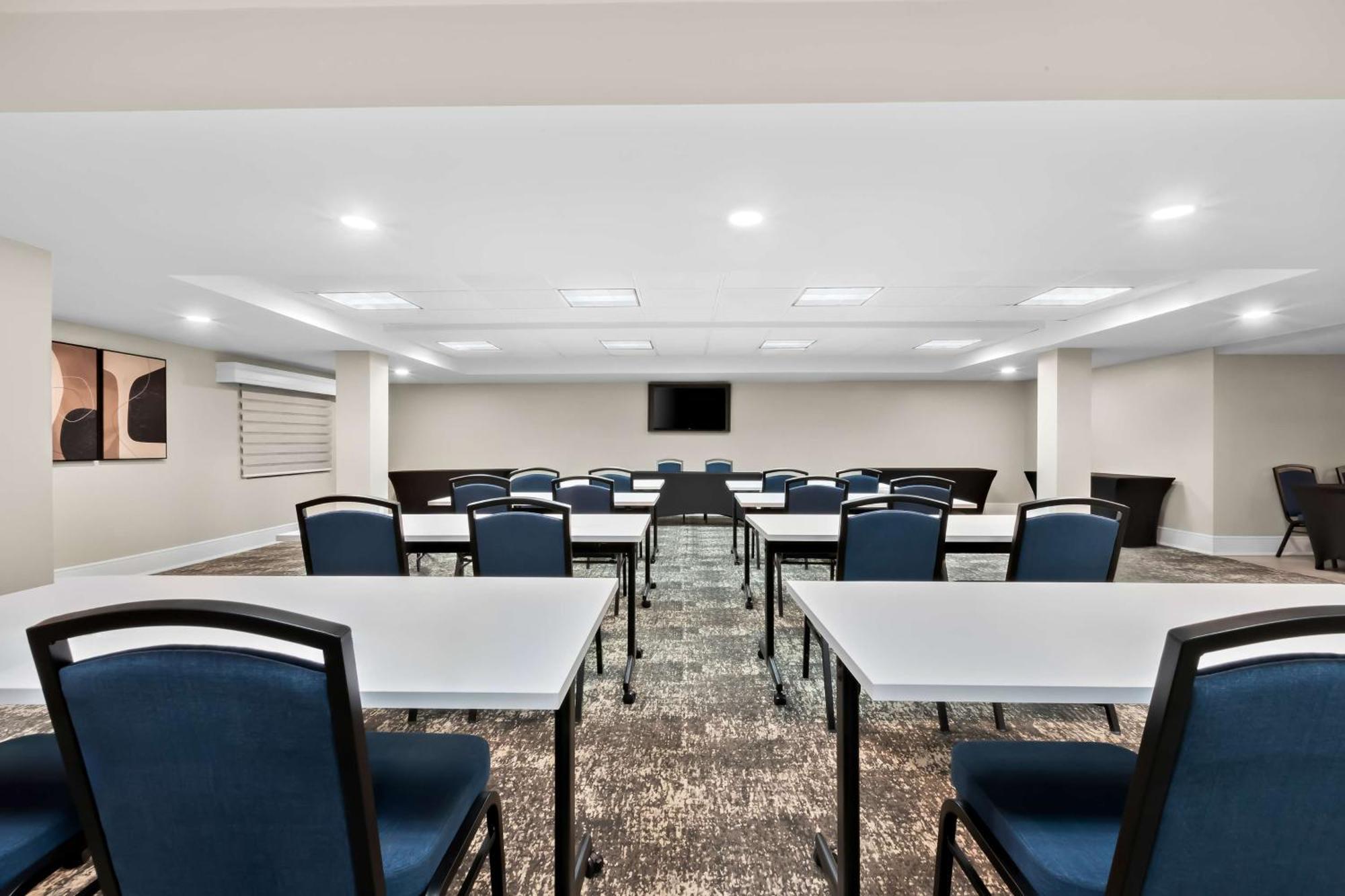 ควอลิตี้ สวีท ทินตัน ฟอลล์ Hotel ทินทันฟอลส์ ภายนอก รูปภาพ
