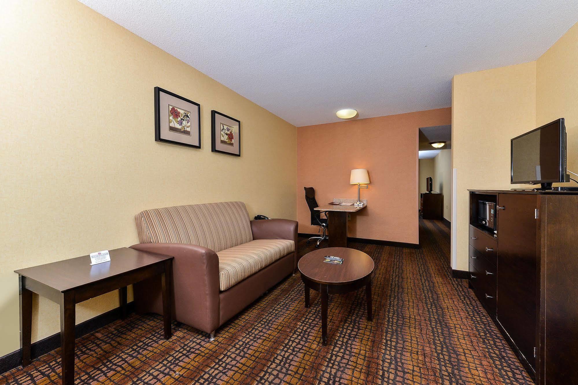 ควอลิตี้ สวีท ทินตัน ฟอลล์ Hotel ทินทันฟอลส์ ภายนอก รูปภาพ