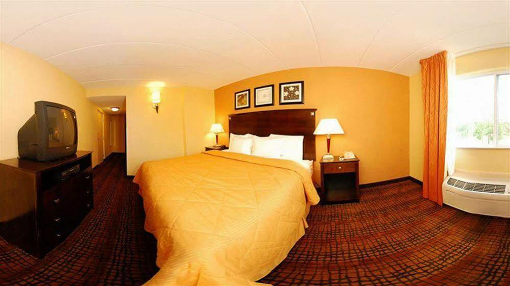 ควอลิตี้ สวีท ทินตัน ฟอลล์ Hotel ทินทันฟอลส์ ภายนอก รูปภาพ